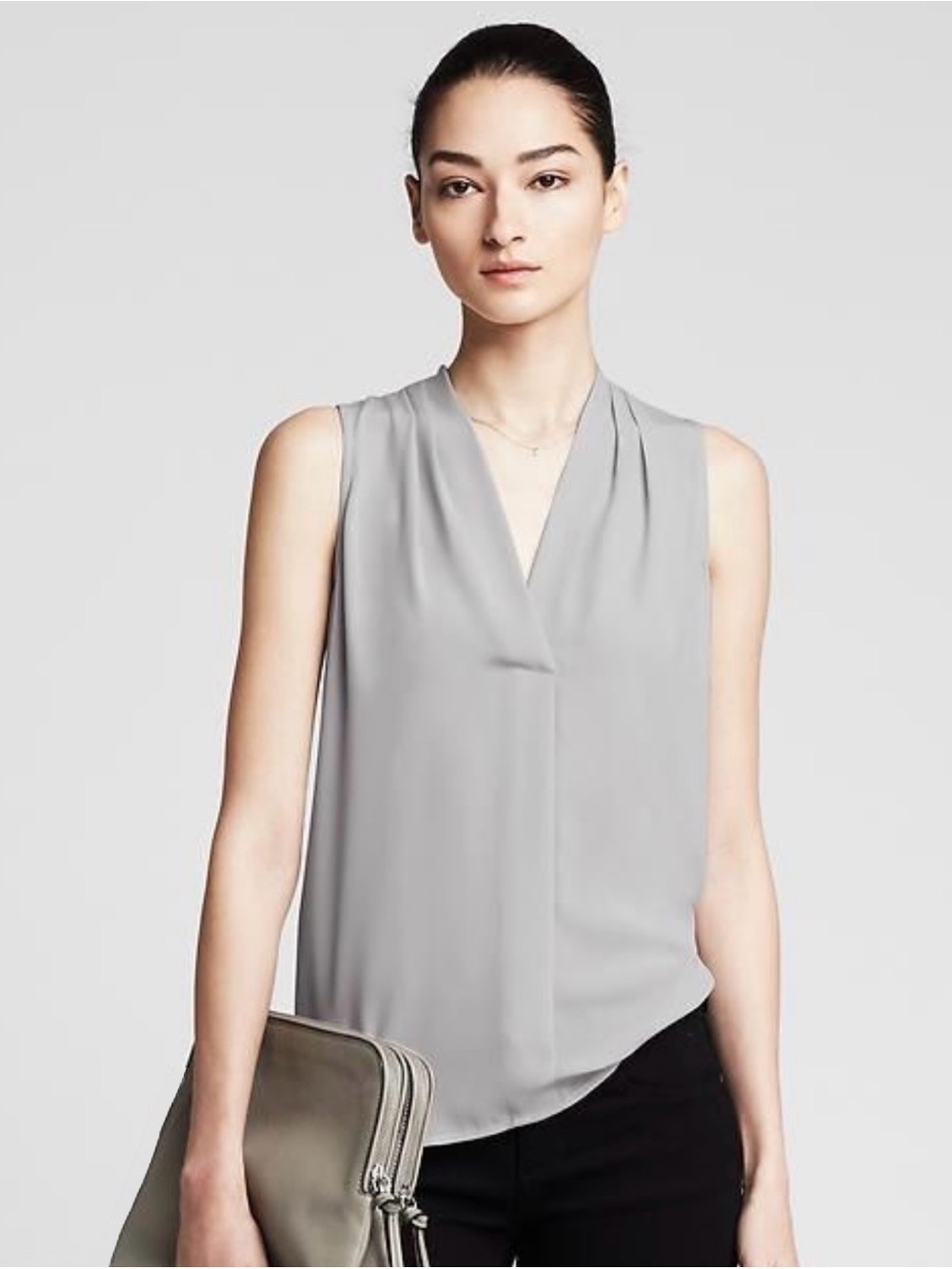 Banana Republic Sleeveless V-Neck blouse in Light Gray